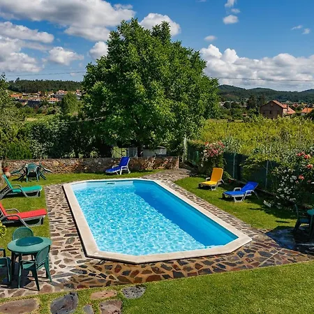 金塔尔德阿莱姆杜里贝罗-特里士姆乡村酒店 招待所