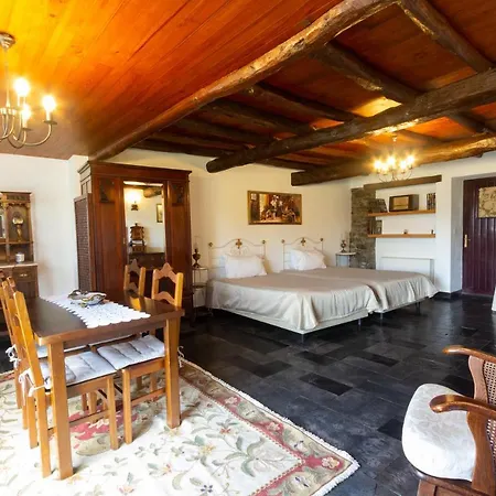 金塔尔德阿莱姆杜里贝罗-特里士姆乡村酒店 洛萨