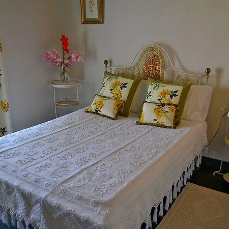 金塔尔德阿莱姆杜里贝罗-特里士姆乡村酒店 4* 洛萨