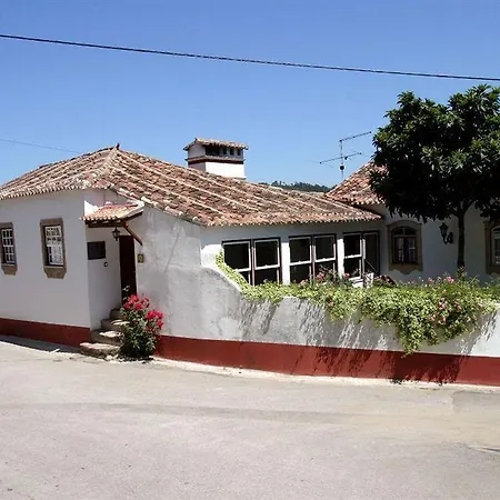 Quintal De Alem Do Ribeiro-turismo Rural 4*