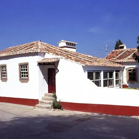 Gasthuis Quintal De Alem Do Ribeiro-turismo Rural