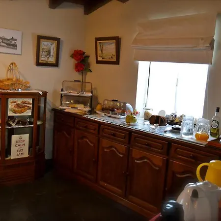 金塔尔德阿莱姆杜里贝罗-特里士姆乡村酒店 4* 洛萨