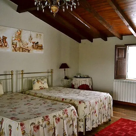 Quintal De Alem Do Ribeiro-turismo Rural Affittacamere 3*