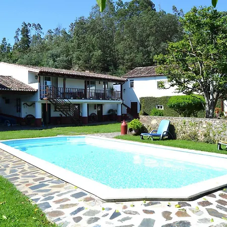 Gasthuis Quintal De Alem Do Ribeiro-turismo Rural 4*