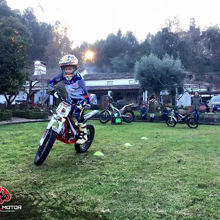 金塔尔德阿莱姆杜里贝罗-特里士姆乡村酒店 招待所 4*