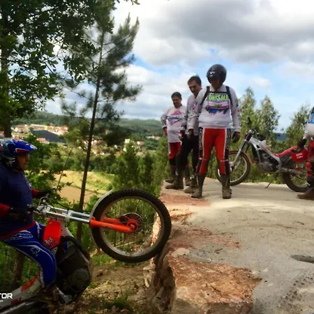 Gasthuis Quintal De Alem Do Ribeiro-turismo Rural Lousã