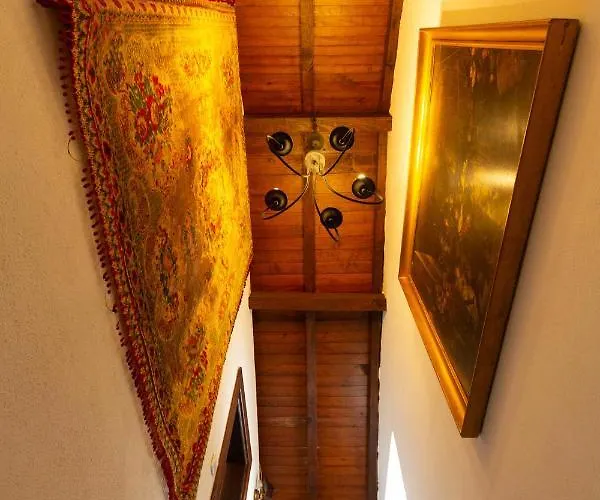 Quintal De Alem Do Ribeiro-turismo Rural Lousã