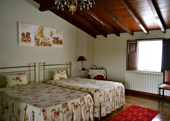 Quintal De Alem Do Ribeiro-turismo Rural بيت ضيافة 4*