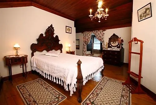 Quintal De Alem Do Ribeiro-turismo Rural Casa de hóspedes 4*