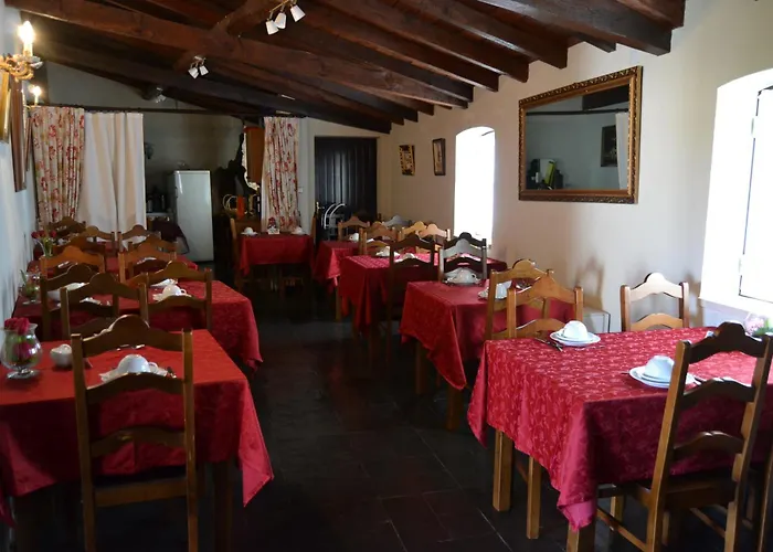 Quintal De Alem Do Ribeiro-turismo Rural 4*