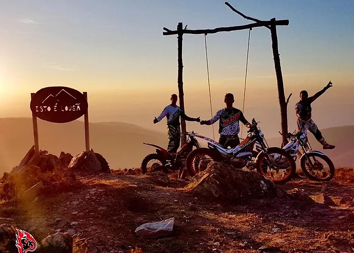 Quintal De Alem Do Ribeiro-turismo Rural بيت ضيافة 4*