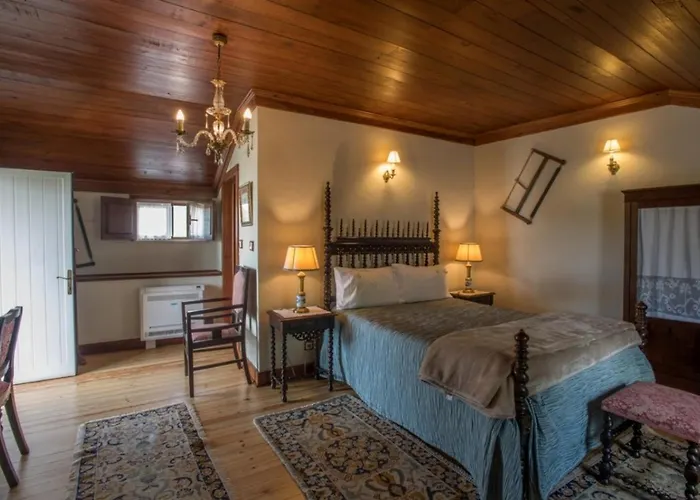 Casa de hóspedes Quintal De Alem Do Ribeiro-turismo Rural Lousã